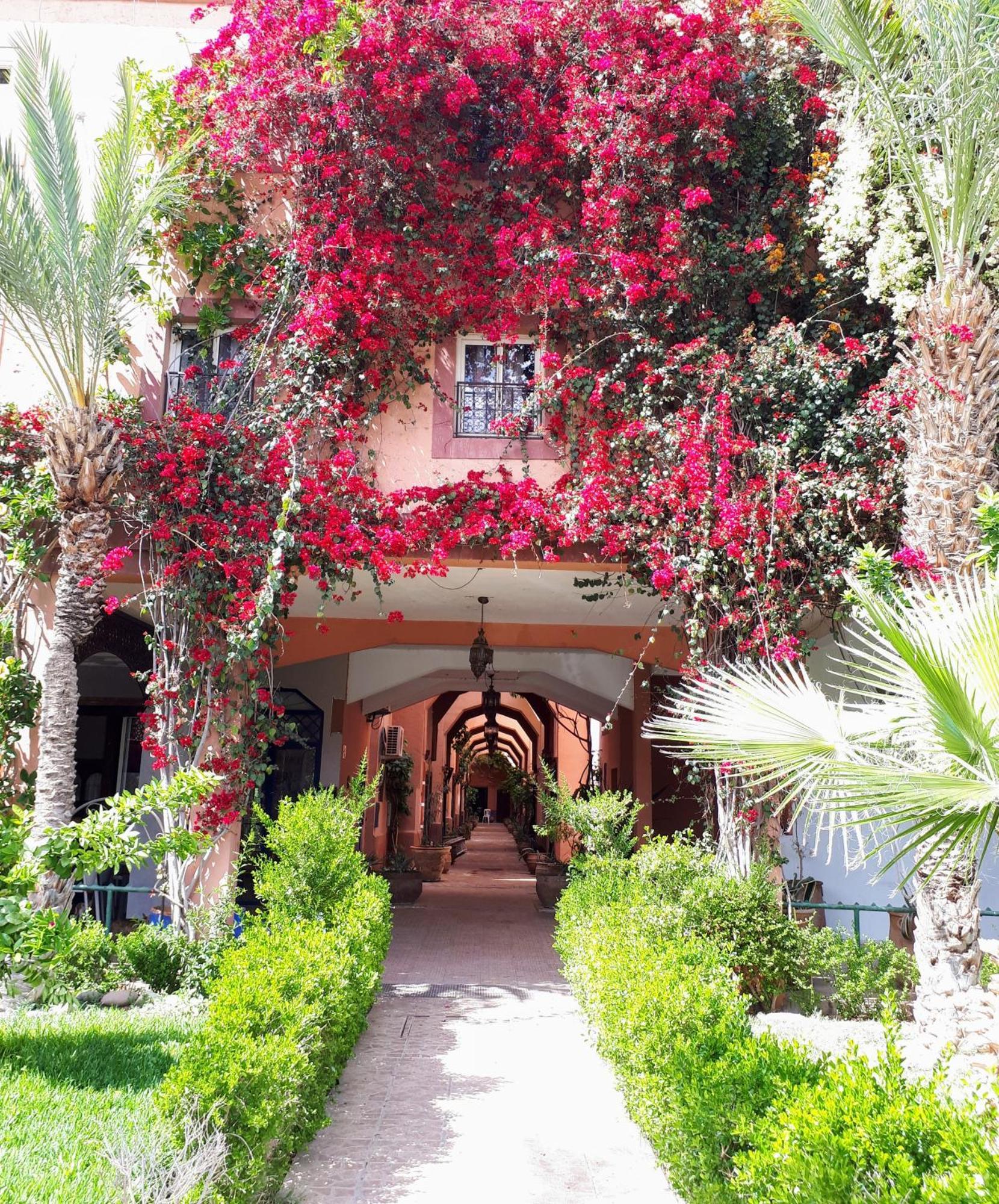 Riad With 3 Swimming Pools Hotel Marrakesh Exterior foto